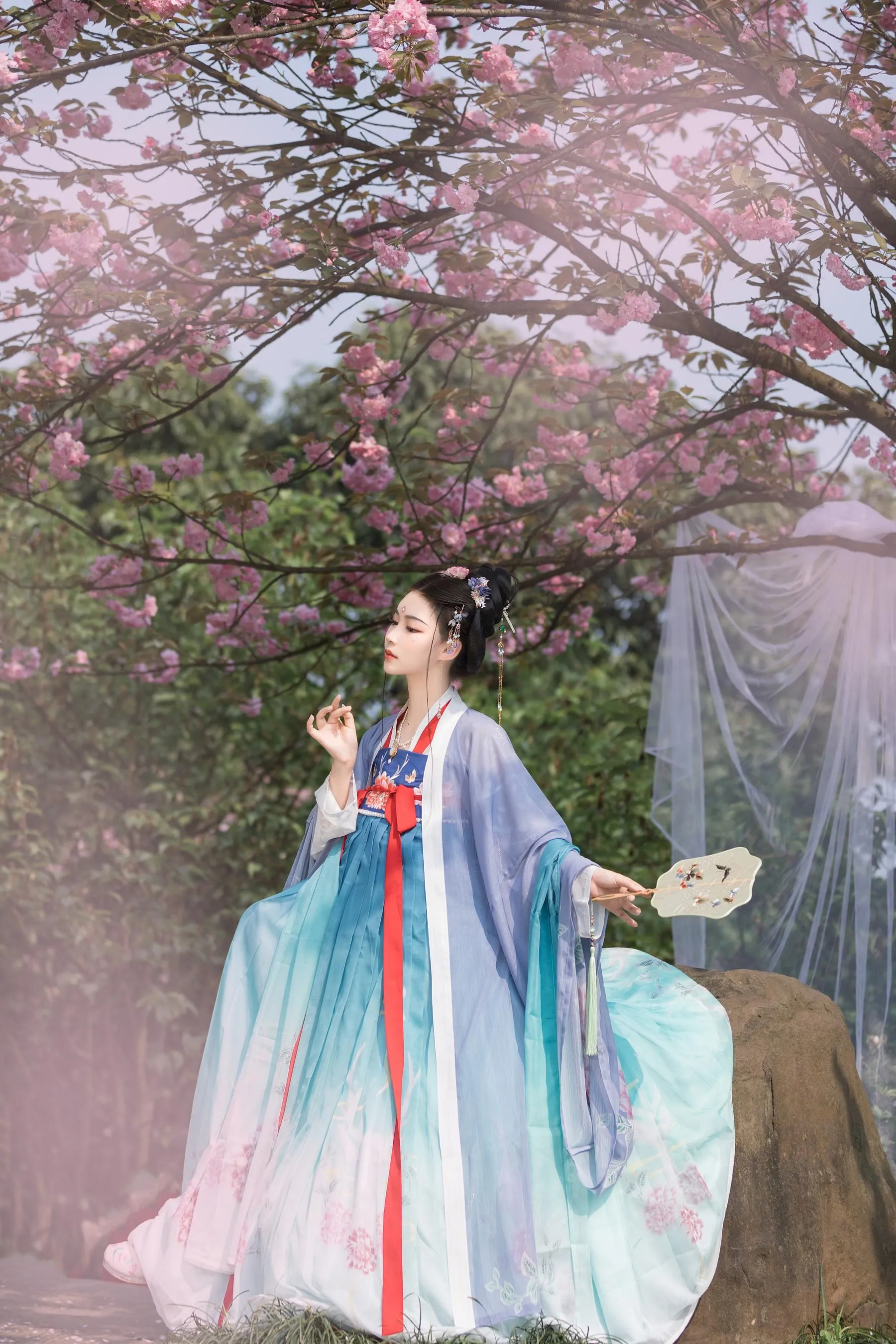 [YITUYU艺图语]2021.09.04 美人如樱 青卿 [21P]插图2
